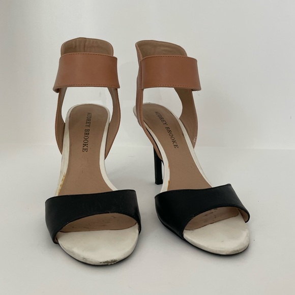AUDREY BROOKE Tan/Black Ankle Strap Heels, Size 7 - Picture 2 of 5